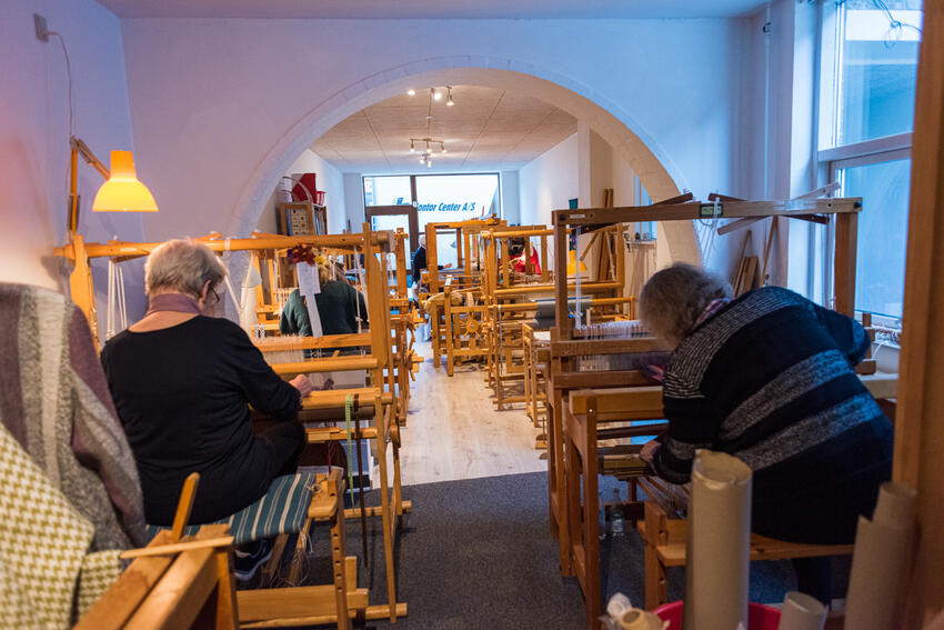 Fra tråd til stof i Bredgade