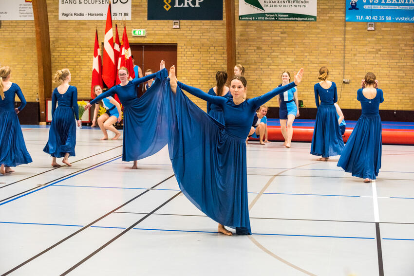 Gymnastikopvisning i Østbirk efter tre års ventetid