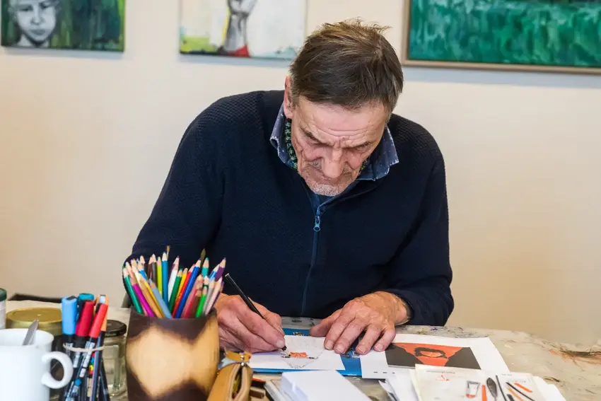Forårsudstilling i Tinghuset: Lokale amatørmalere præsenterer deres kunst