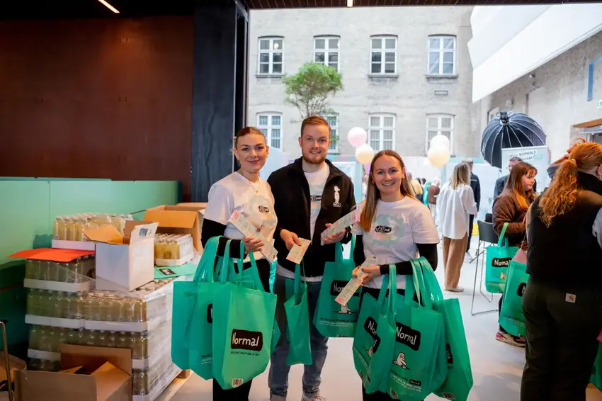 Selvforkælelse bag tremmer