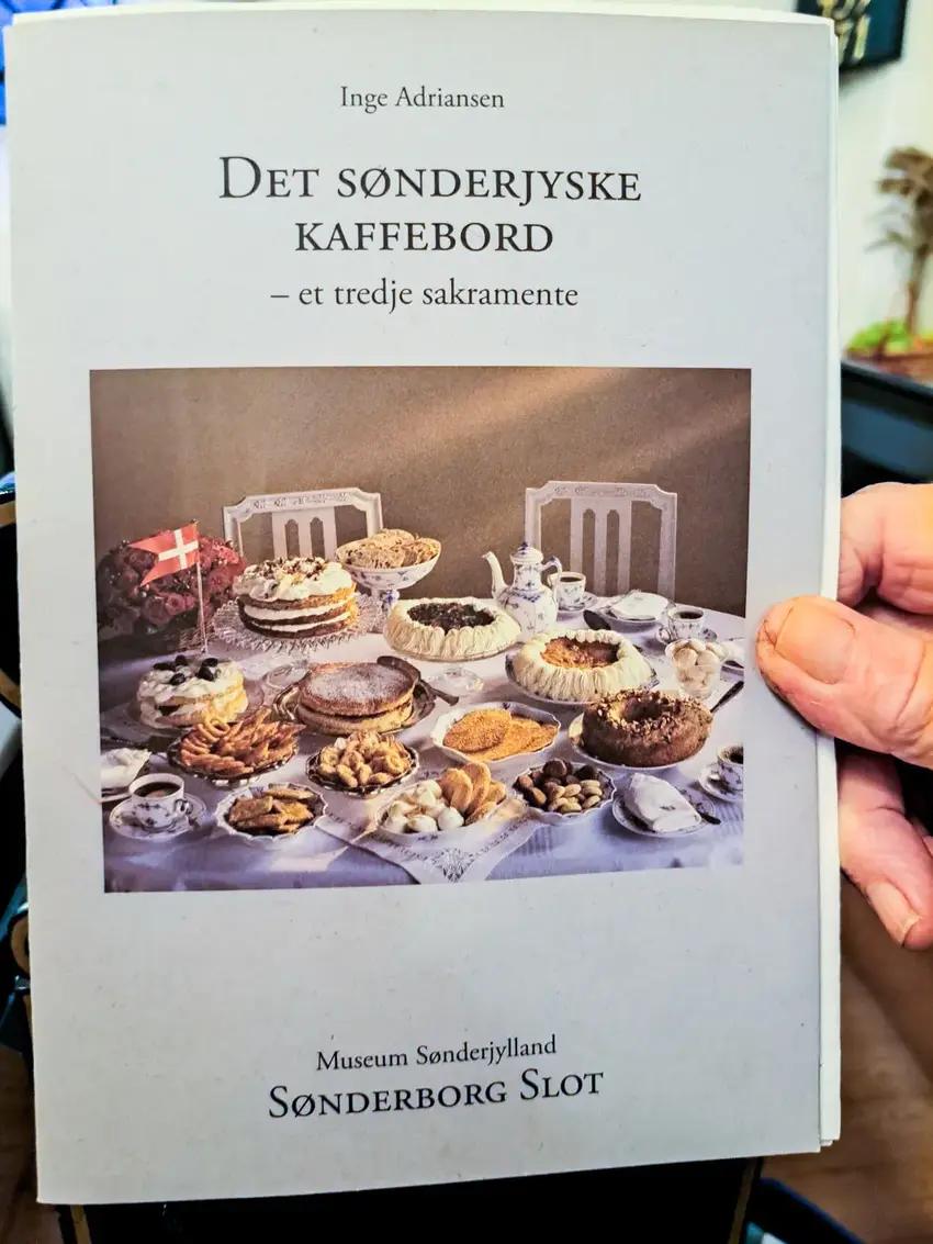 Søvind Kirkes sommersang: En hyldest til det Sønderjyske kaffebord