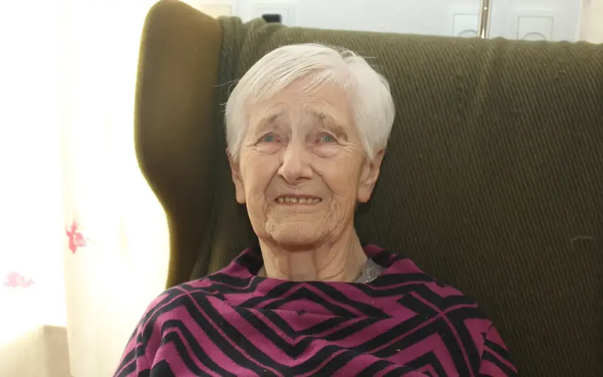 Signe Jensen runder 100 år med blomster og minder