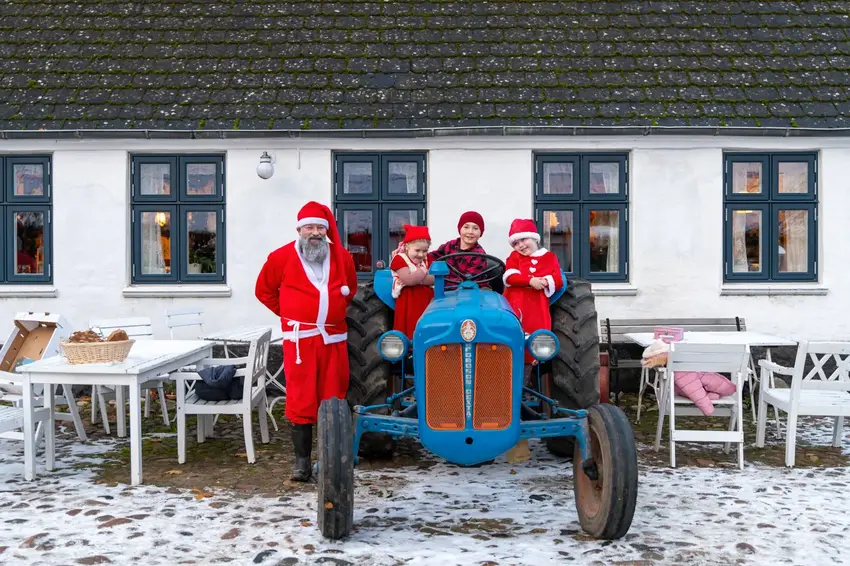 Julemarked på Stjernholm fyldt med julestemning