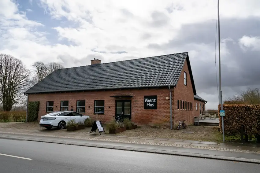 Voerladegård: En by i arbejdstøj