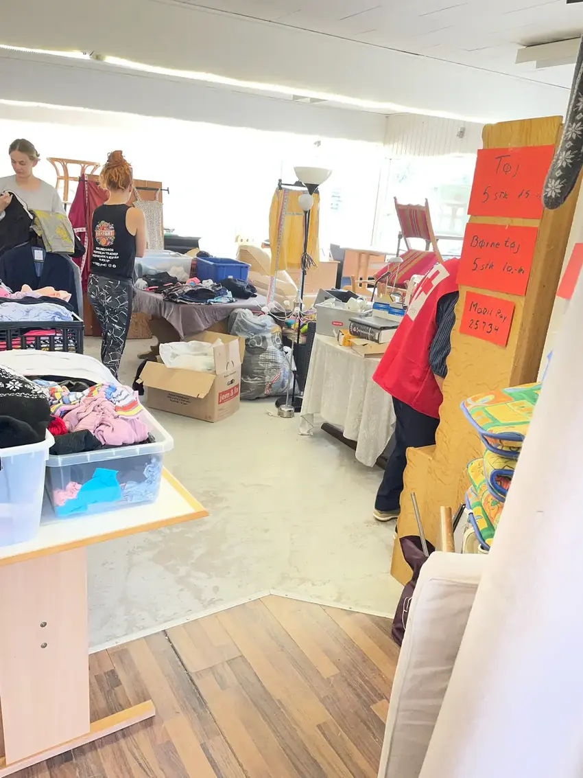 Røde Kors loppemarked i Østbirk