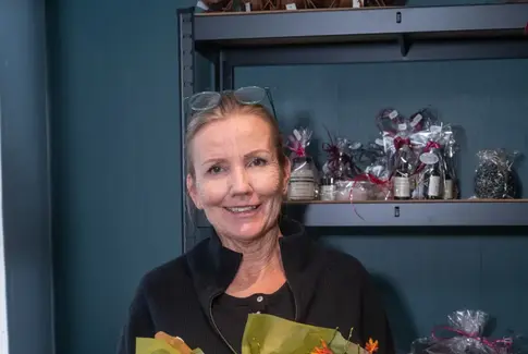 Blomstermusen bringer julestemning til Åes