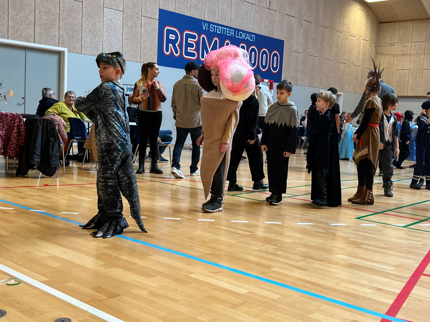 Vaffel med tre kugler i braedstrup