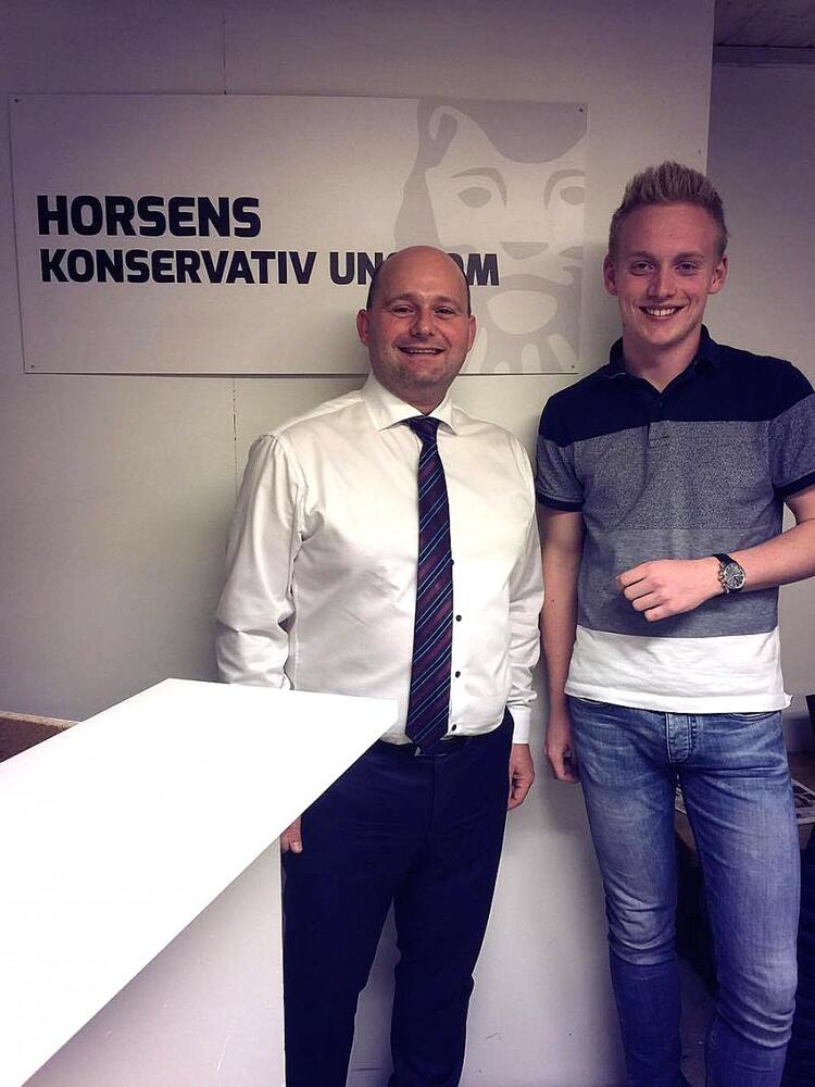 561048194104523 945052341 o