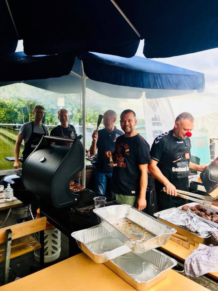 10160965712270360 2595807340972212224 n