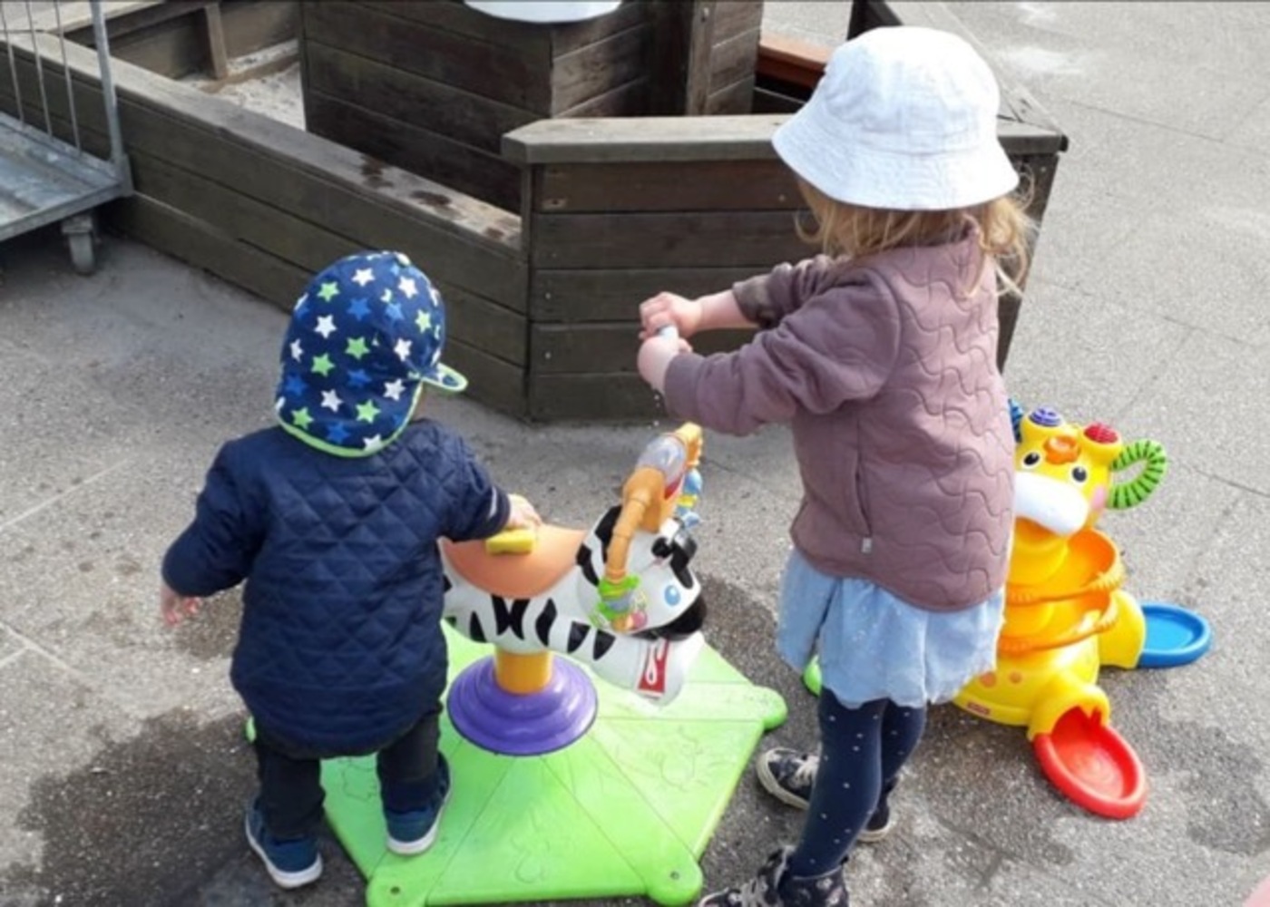 1304080729786709 7152896959198527488 n