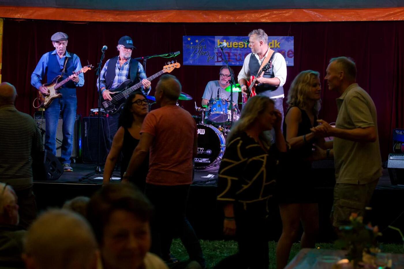 Pn 6204 copycbw3240x2160osd