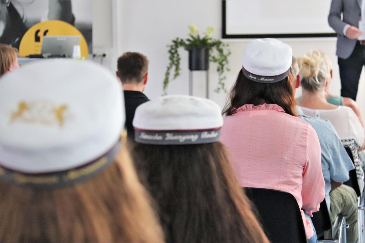 Dimission business 250620 32