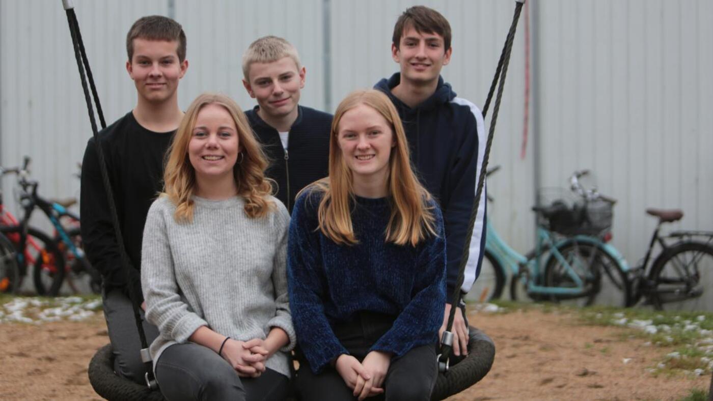 Hovedgaard elever 1016