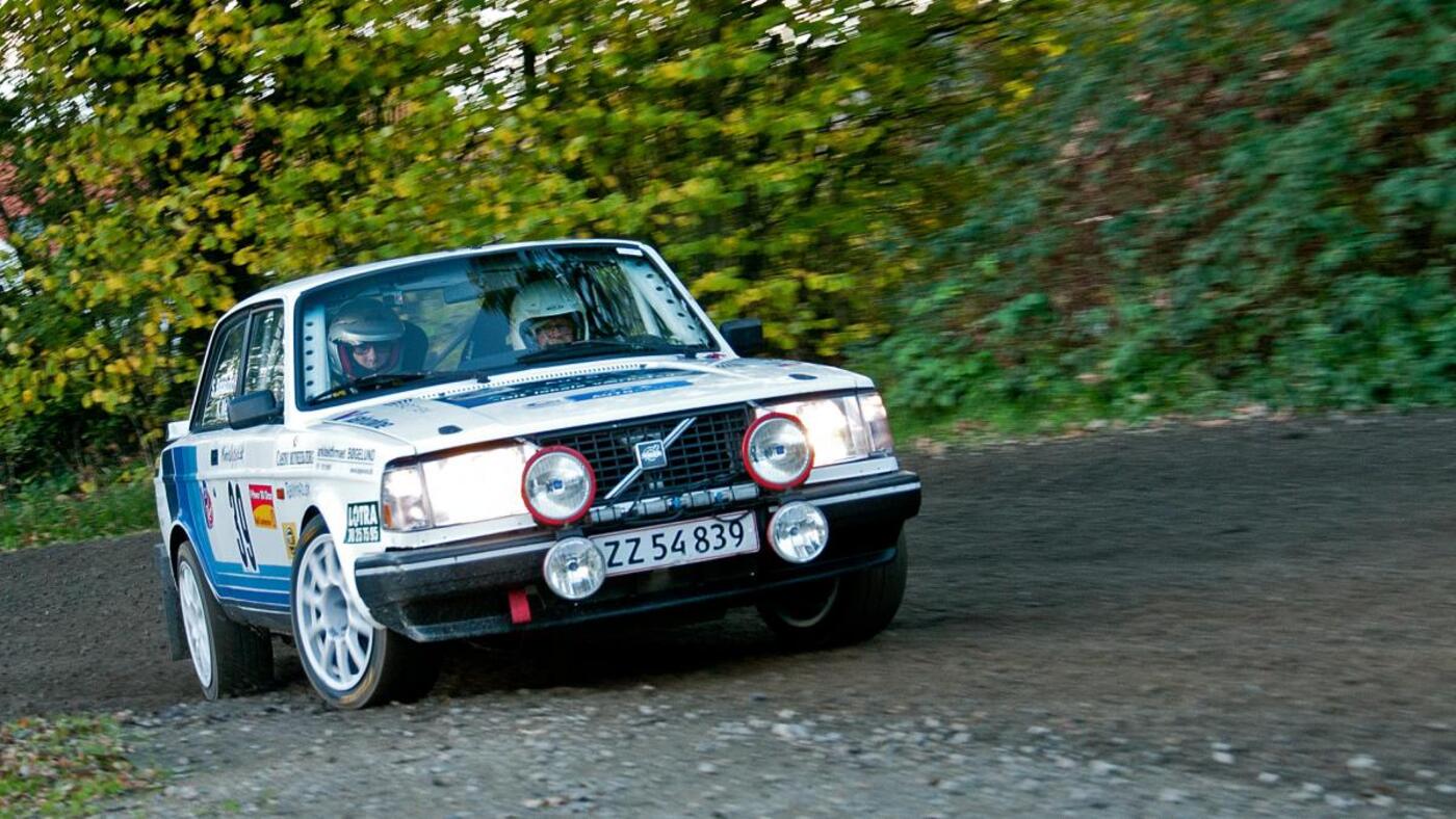 Kurt mejer og steen boegelund maatte desvaerre udgaa paa 6. og 2. sidste hastighedsproeve med en defekt turbo