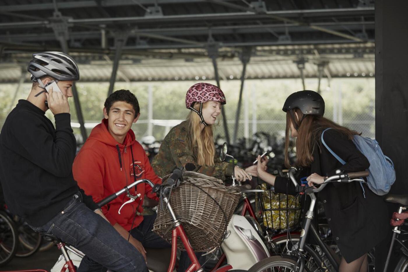 Teenagere ret for sikker trafik