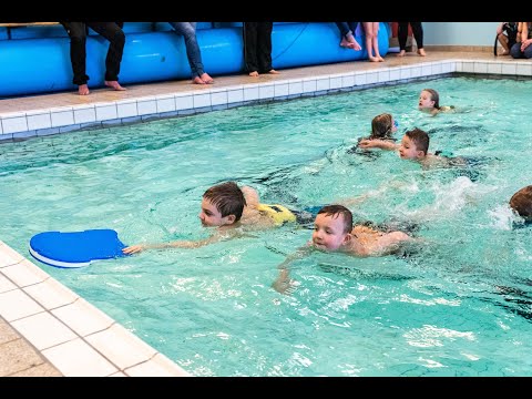 Preview image for the video "Svømmestævne i Hovedgård".