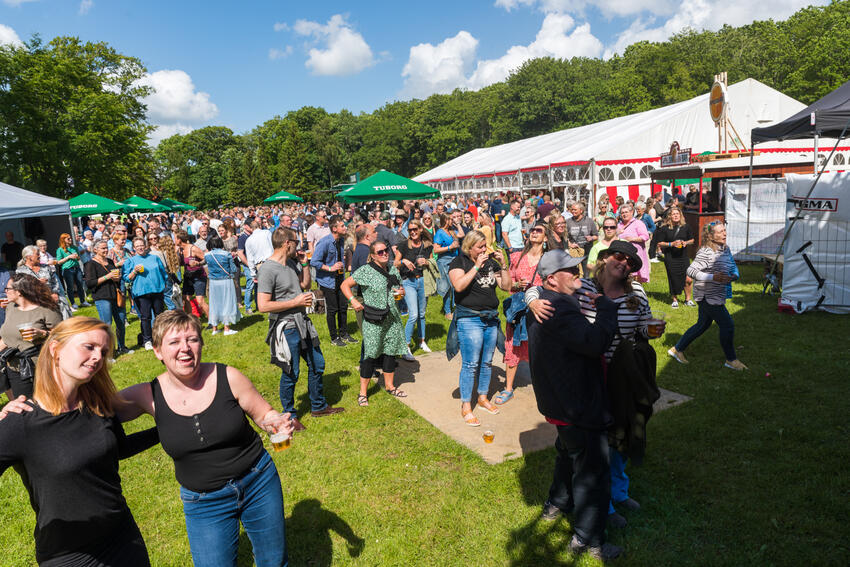 Et brag af en byfest i Brædstrup