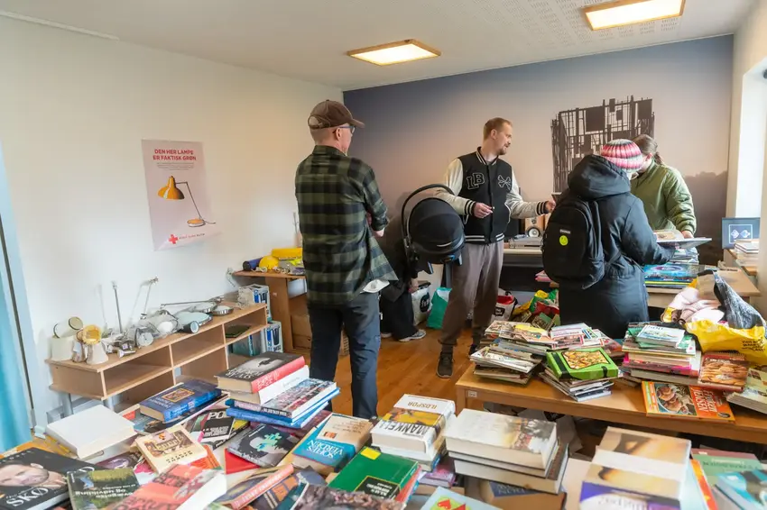Røde Kors Loppemarked i Østbirk