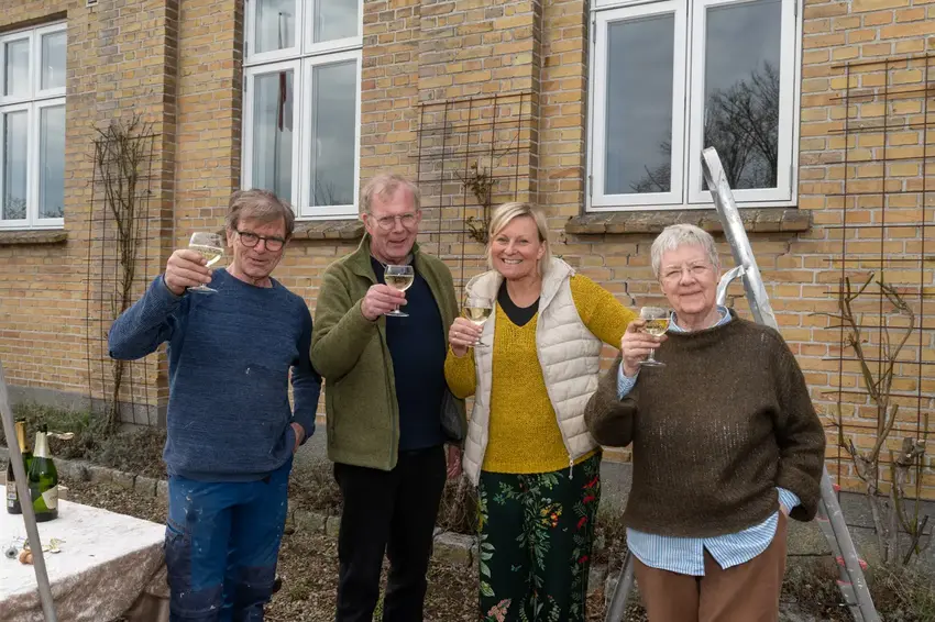 Glade mennesker ved Vestbirk Forsamlingshus