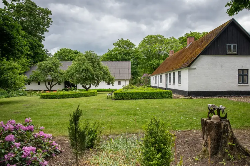 Gårdmuseet Stjernholm - Sommer i Danmark