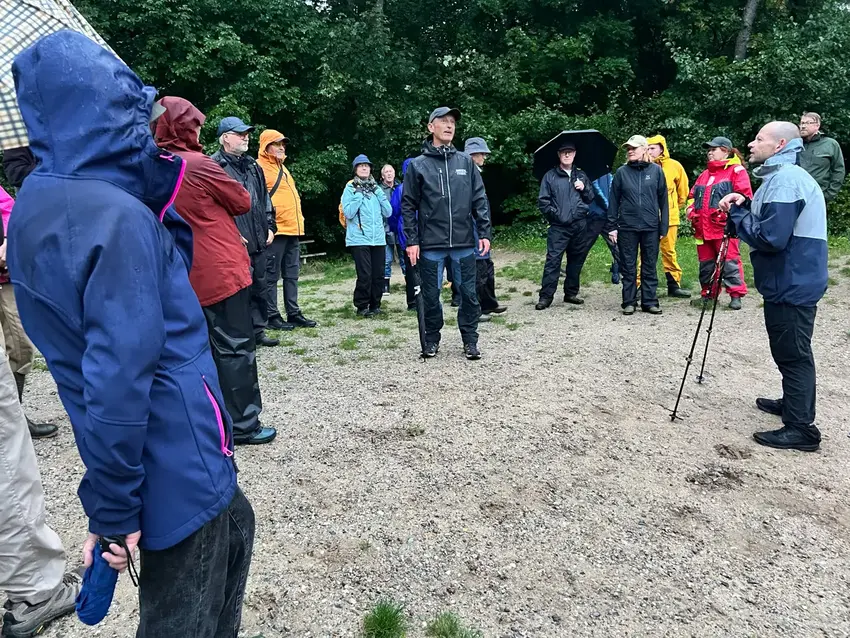 Vandring ved Vestbirk Vandkraft i regnvejr