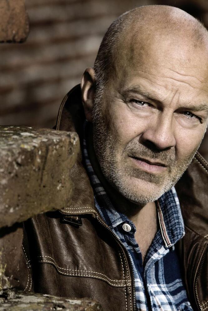 Søvind-forfatters krimiserie filmatiseres af nordisk filmkæmpe