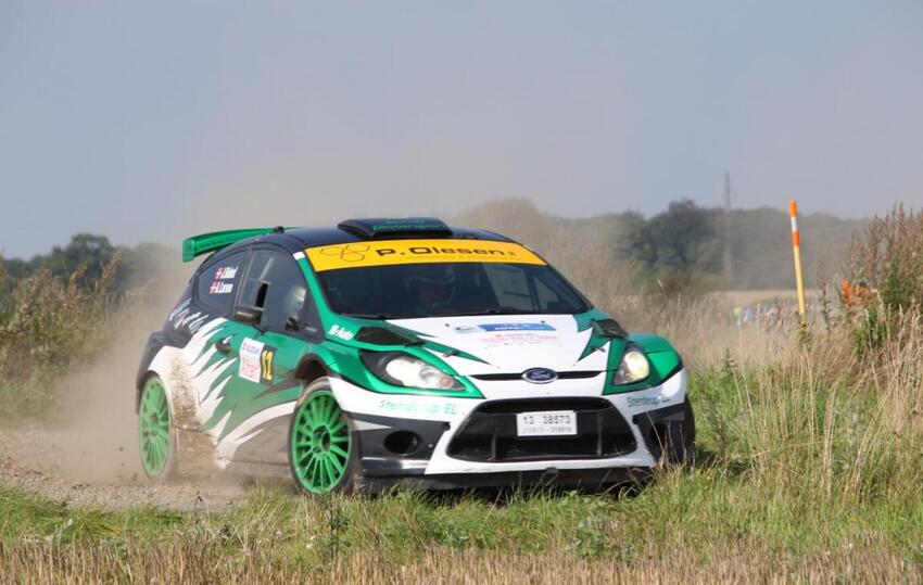 Jesper Bisted med pokal og DM-point