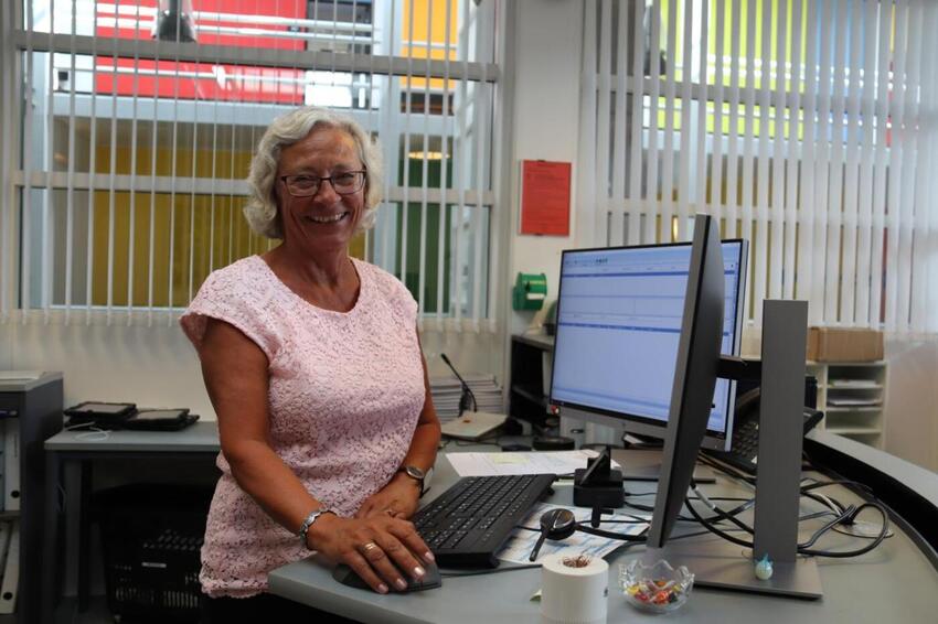 Receptionist Else Bjerre Jørgensen har 40-års jubilæum: Eleverne er mine ekstra børn