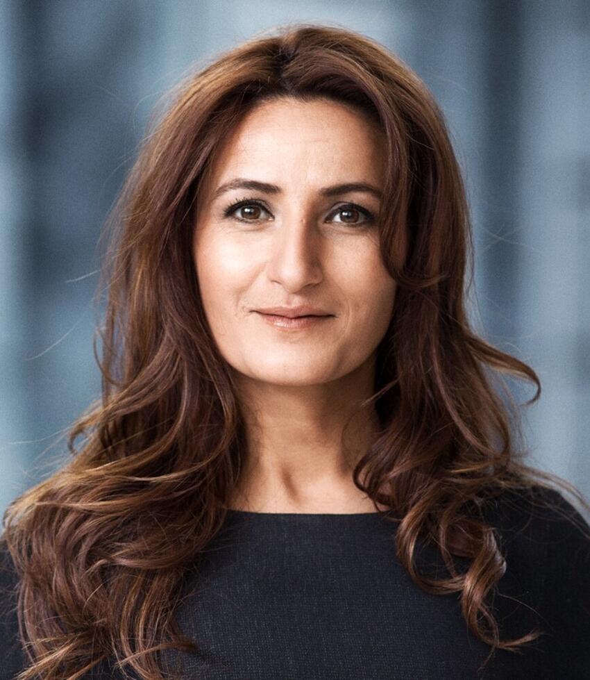 Store armbevægelser, men ingen handling