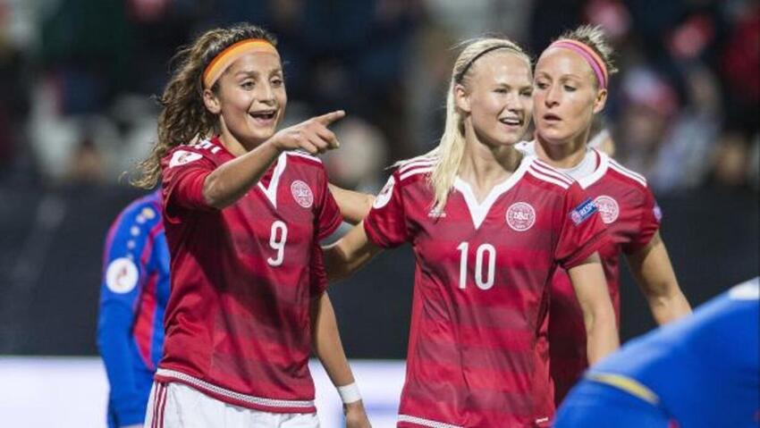 Fodboldkvinder har godt tag i mandlige seere