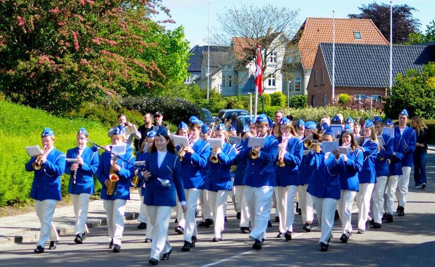 Lokalt orkester til Budapest