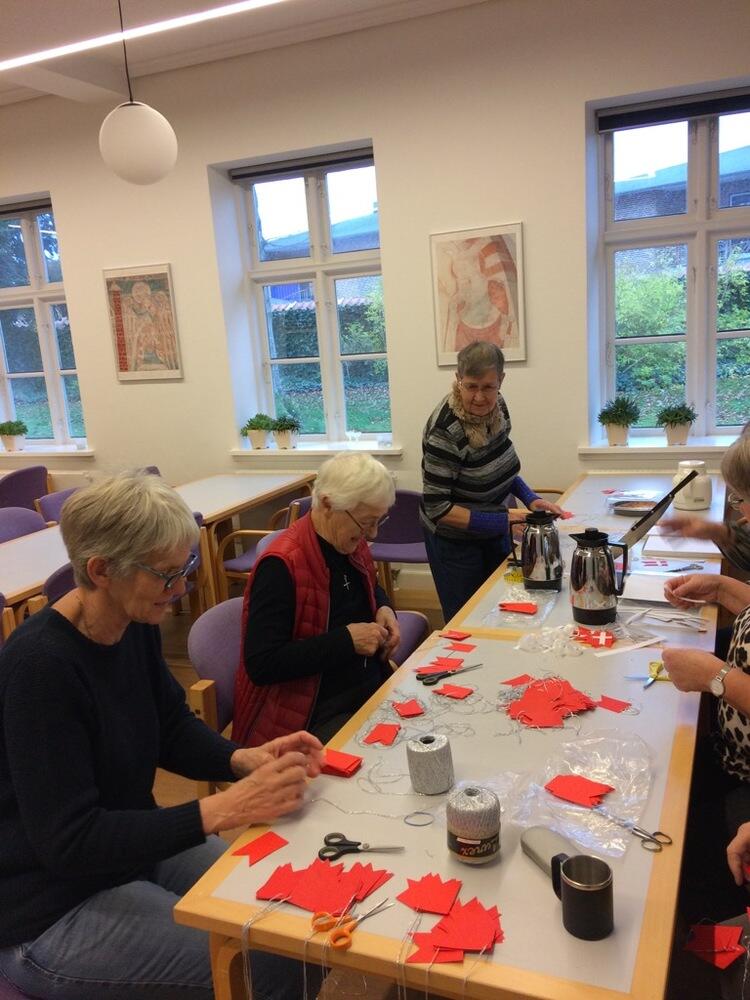 Østbirk og Yding kirker har Julepynt til alle