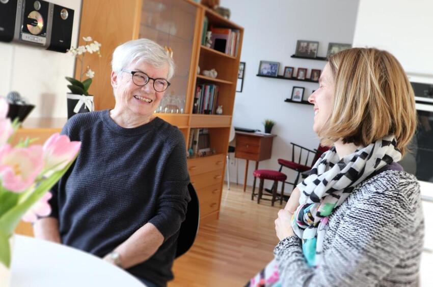 Tænder en gnist hos ensomme ældre