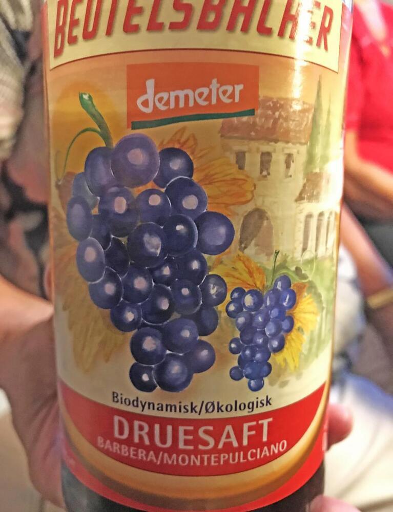 Altergang i Østbirk Kirke nu med alkoholfri vin