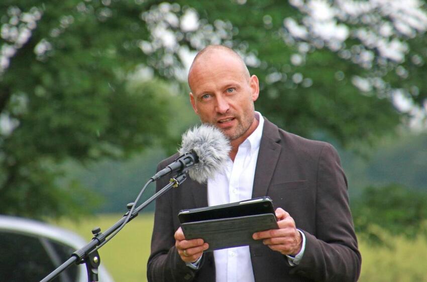 Alle vogne efter lokomotivet skal med