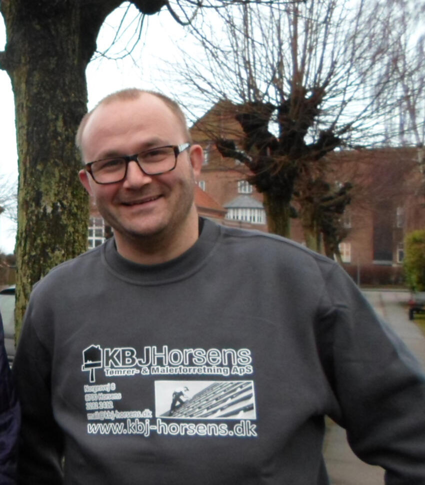 Lad de lokale få flere chancer