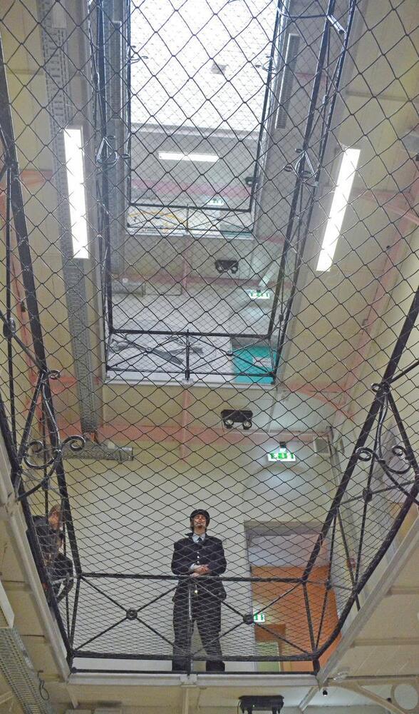  Elever isolationsfængsles i 10 minutter