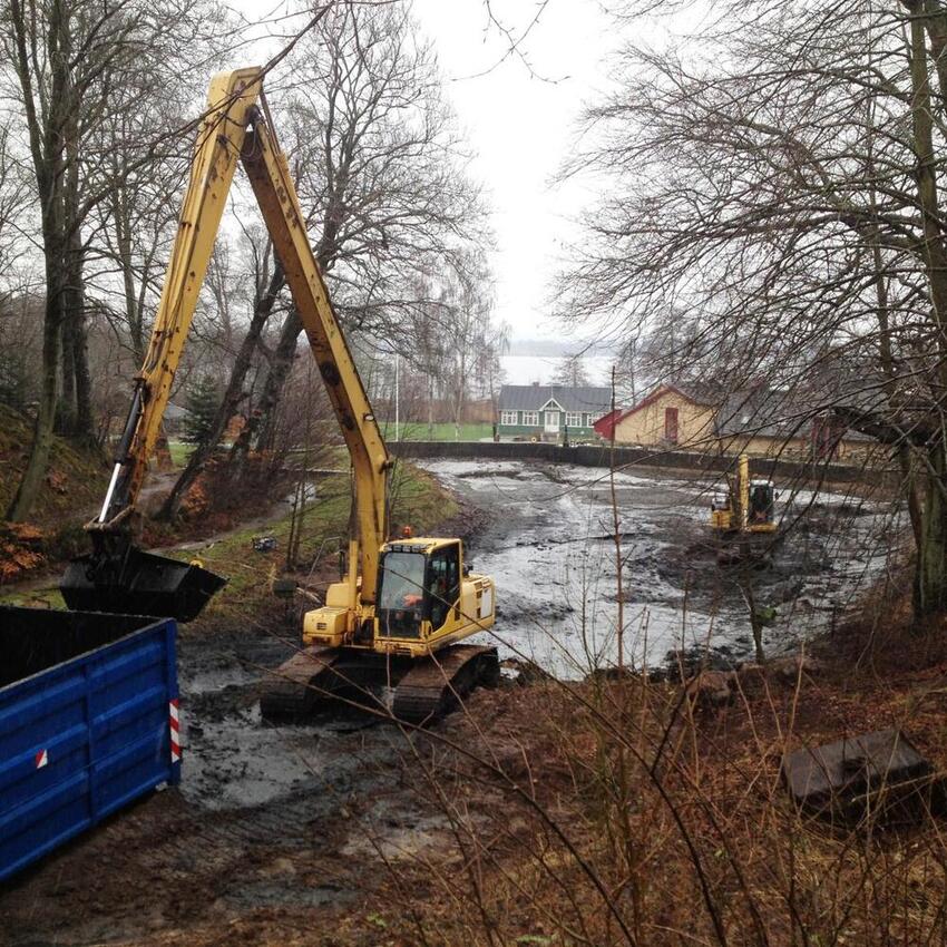 Så skete det igen: Vestermølles energitank, Mølledammen, er renset for dynd