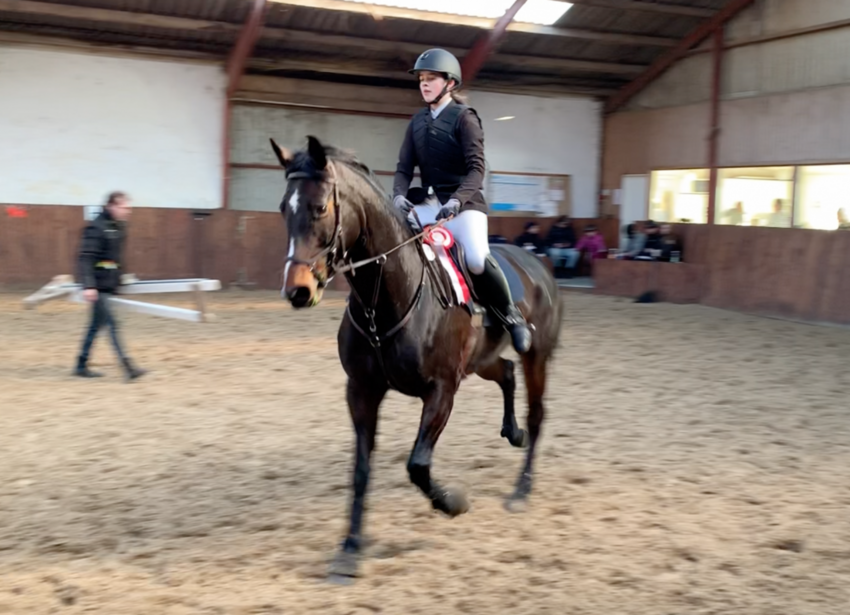 VBR-rytter til stævne i Kjellerup Sportsrideklub