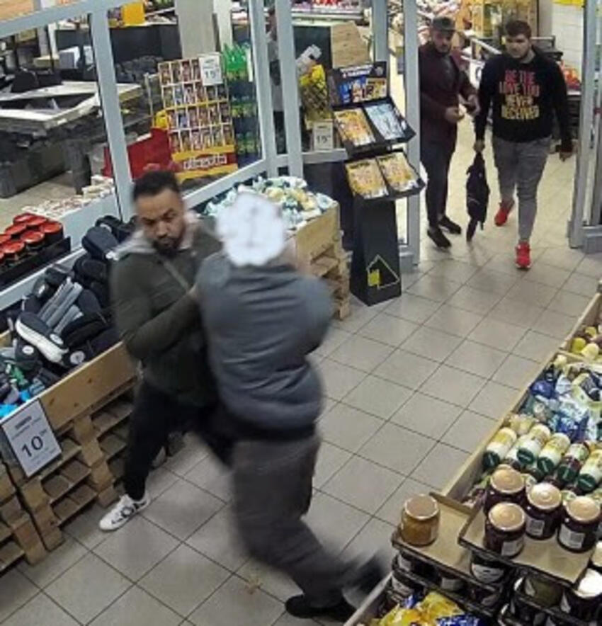 Offentliggørelse af fotografier af gerningsmænd til røveri