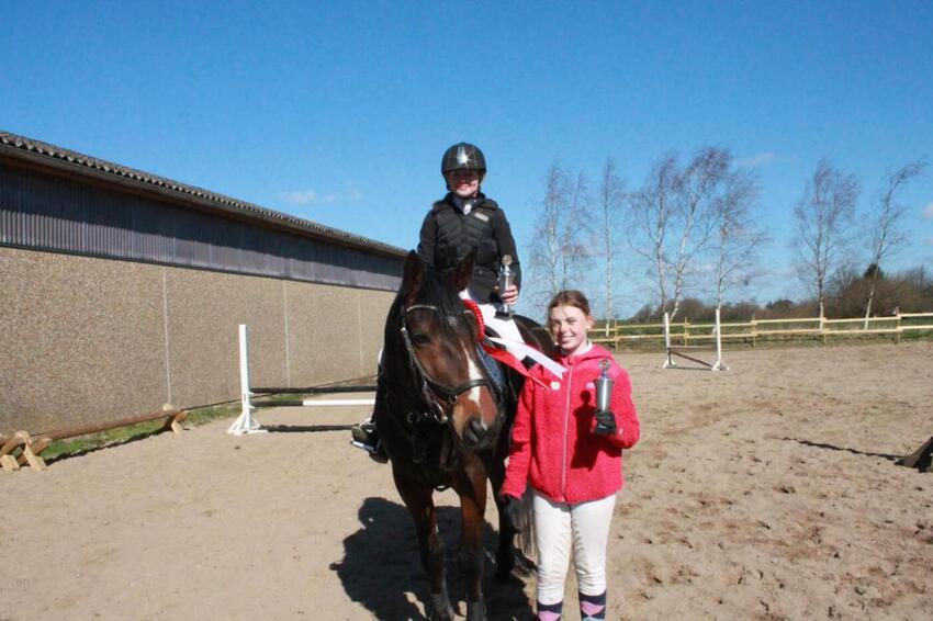 Elevstævne i Vestbirk Rideklub