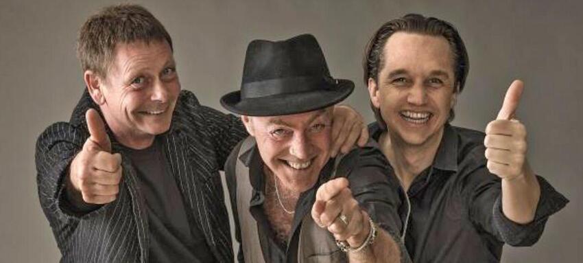 Viggo Sommer and his Backhowlers på fødselsdawsturné