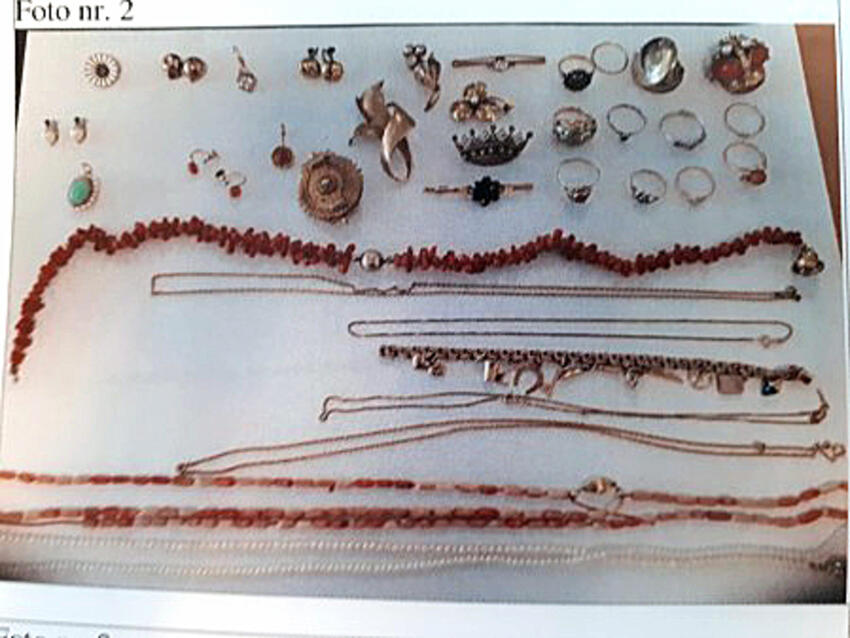 Smykker fra indbrud i Horsens og omegn
