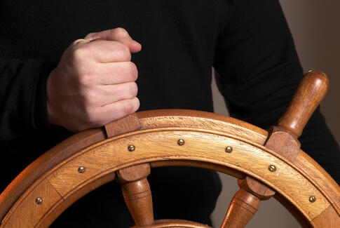 Første udgave af avisen med ny mand ved roret