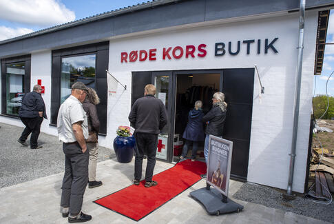 Røde Kors åbner nu online webshop