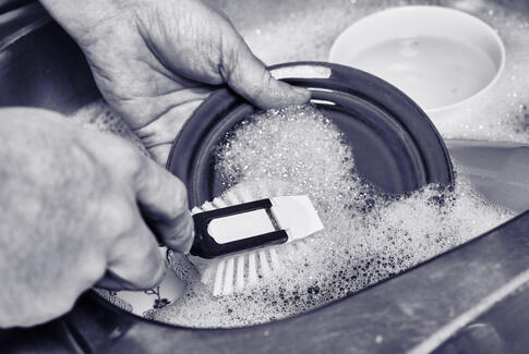 Hver fjerde husstand vasker stadig op i hånden