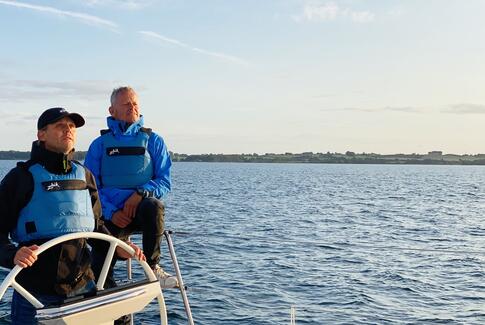 Bubber og Tomas Villum på opdagelse i det Østjyske øhav