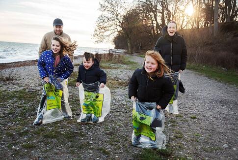 1140 børn skal samle affald i Horsens Kommune