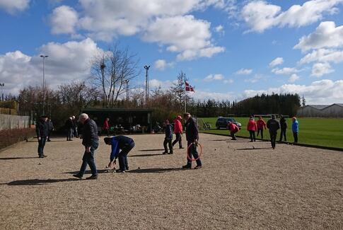 Standerhejsning i Østbirk petanqueklub