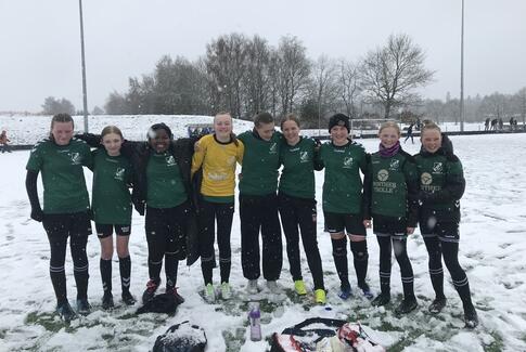 Nyt U14 pigefodboldhold hos ØIF